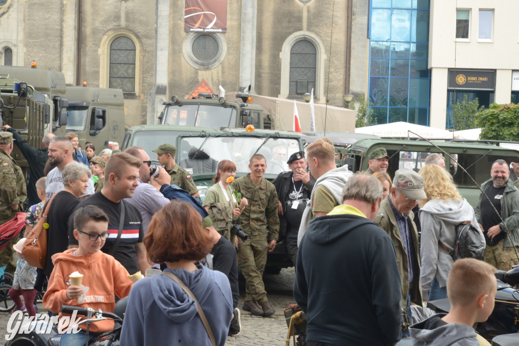 Tarnowskie Góry.  IV Tarnogórski Piknik Militarny