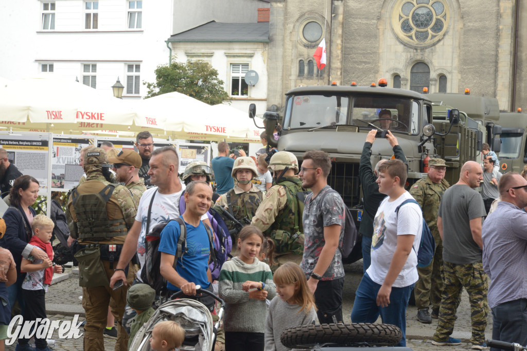 Tarnowskie Góry.  IV Tarnogórski Piknik Militarny