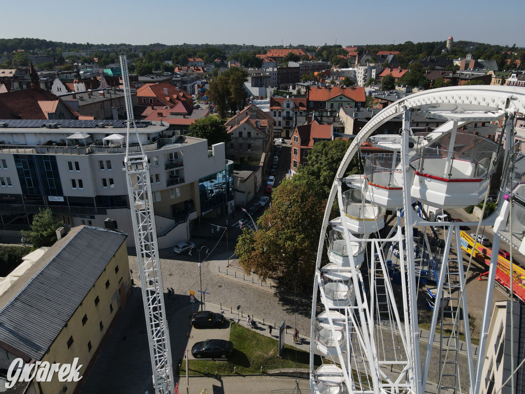 Gwarki 2023 i karuzele. Taki stąd widok