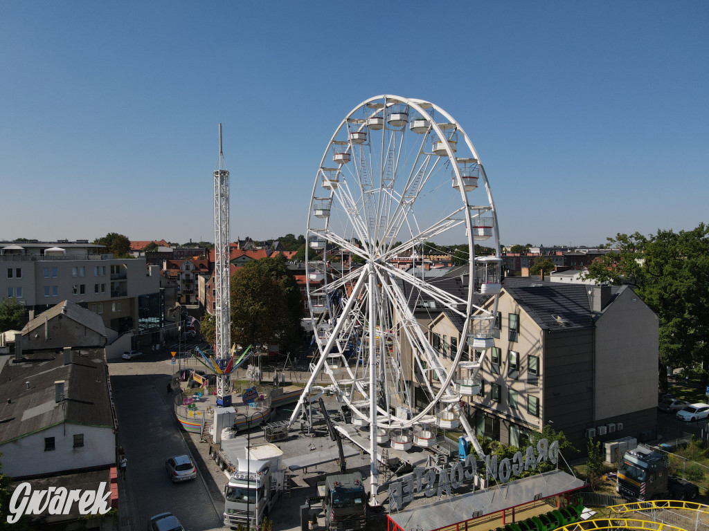Gwarki 2023 i karuzele. Taki stąd widok