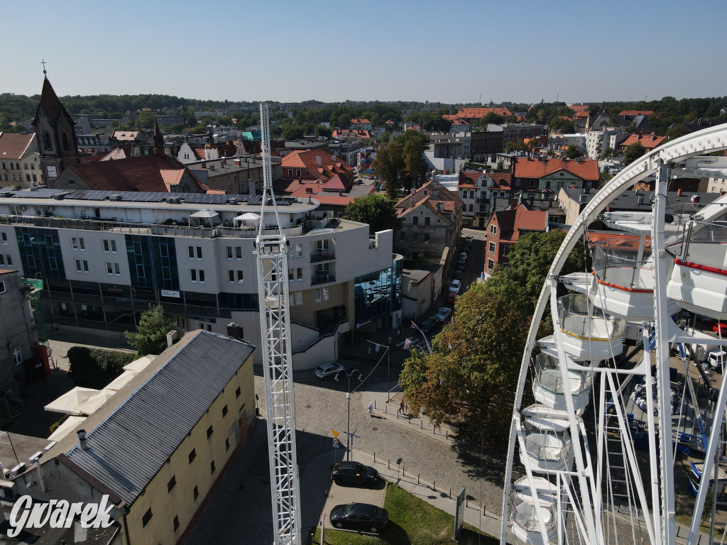 Gwarki 2023 i karuzele. Taki stąd widok