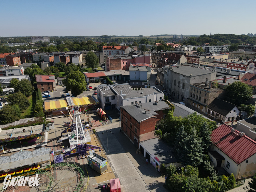 Gwarki 2023 i karuzele. Taki stąd widok