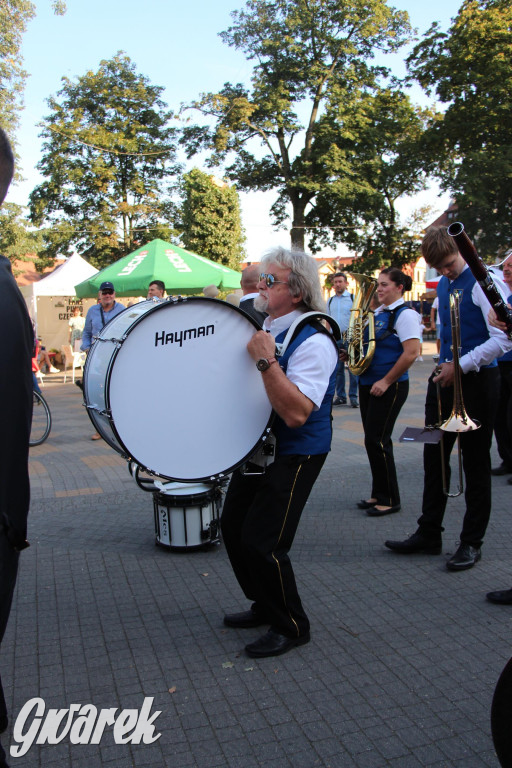 Przemarsz Tarnogórskiej Orkiestry Dętej rozpoczął Gwarki [FOTO]