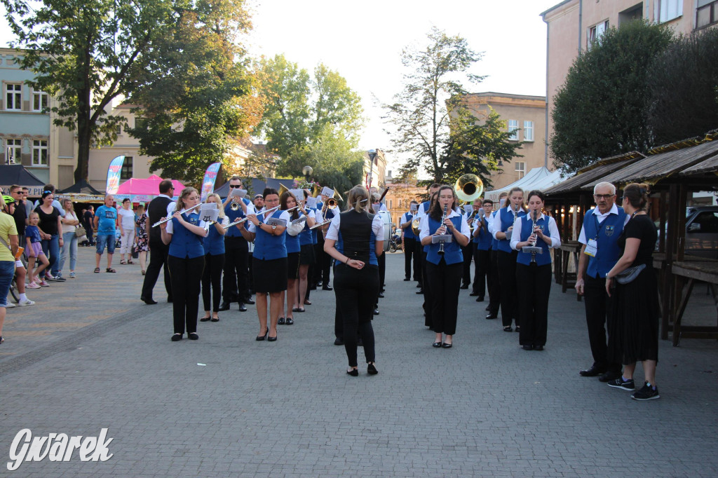 Przemarsz Tarnogórskiej Orkiestry Dętej rozpoczął Gwarki [FOTO]