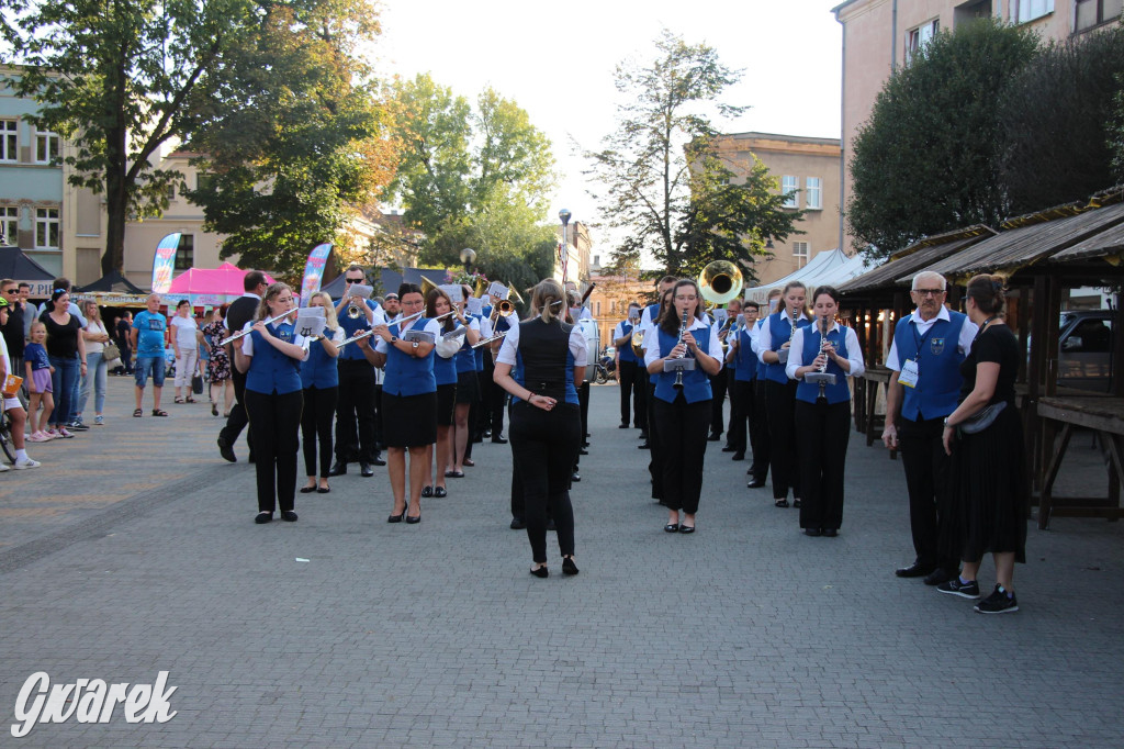 Przemarsz Tarnogórskiej Orkiestry Dętej rozpoczął Gwarki [FOTO]