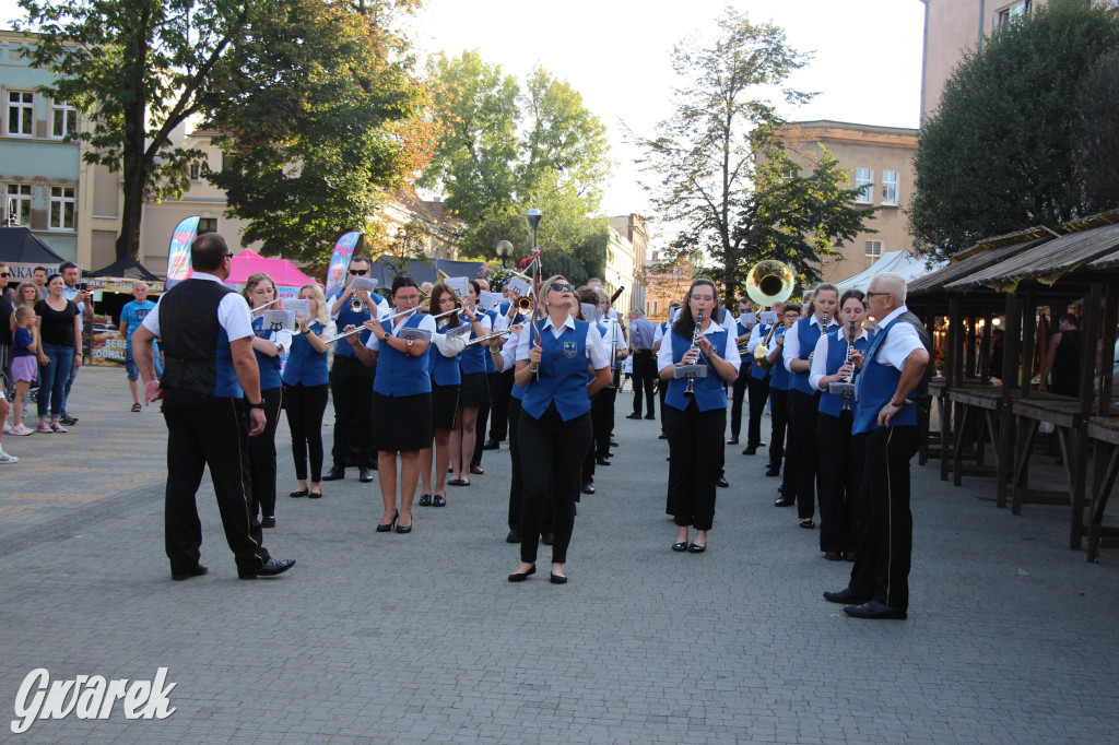 Przemarsz Tarnogórskiej Orkiestry Dętej rozpoczął Gwarki [FOTO]
