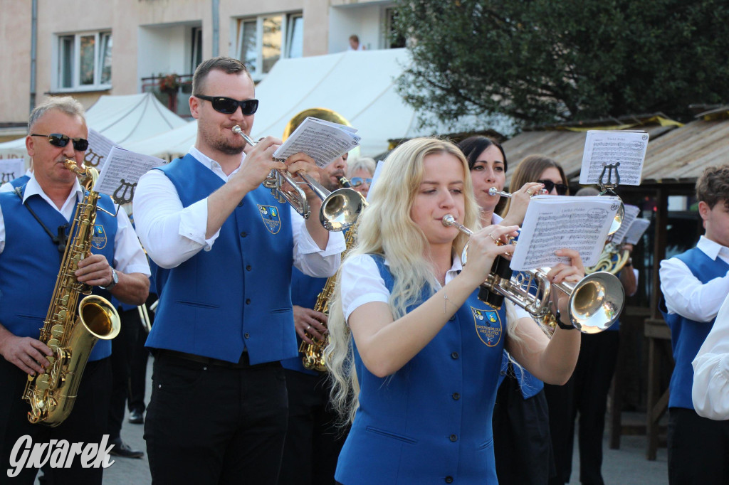 Przemarsz Tarnogórskiej Orkiestry Dętej rozpoczął Gwarki [FOTO]