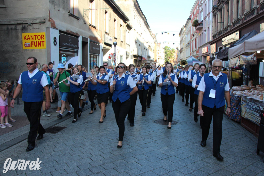 Przemarsz Tarnogórskiej Orkiestry Dętej rozpoczął Gwarki [FOTO]