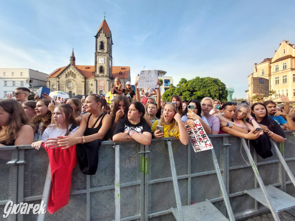 Viki Gabor. Koncert młodej artystki na rozpoczęcie soboty