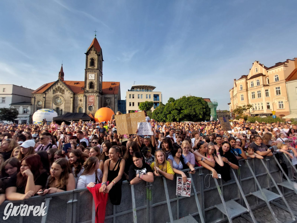 Viki Gabor. Koncert młodej artystki na rozpoczęcie soboty