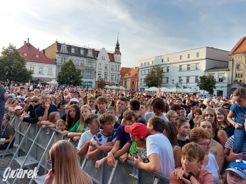 Viki Gabor. Koncert młodej artystki na rozpoczęcie soboty