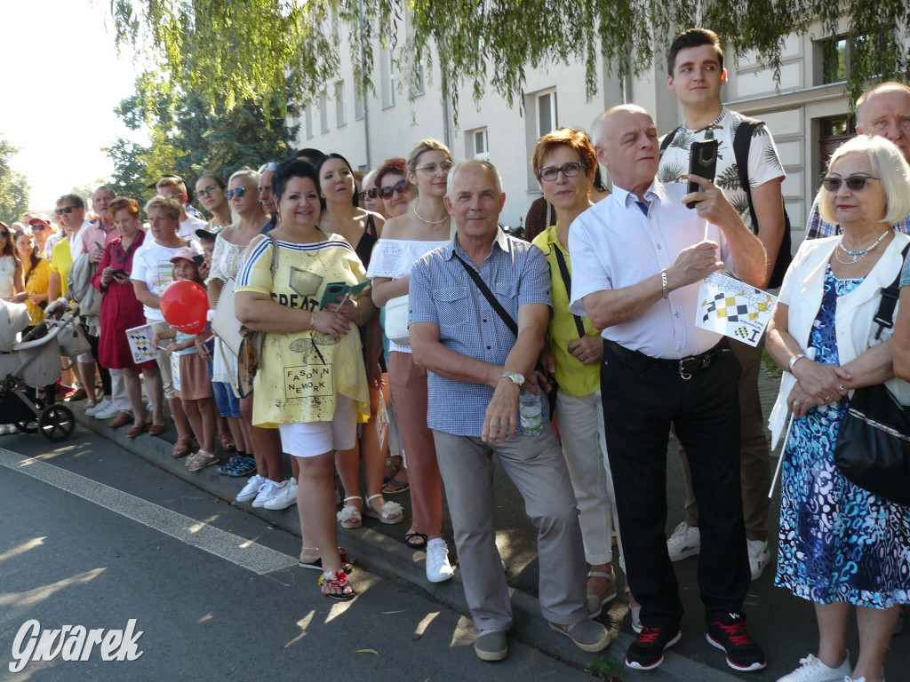 Publiczność na Pochodzie Gwarkowskim. Część I