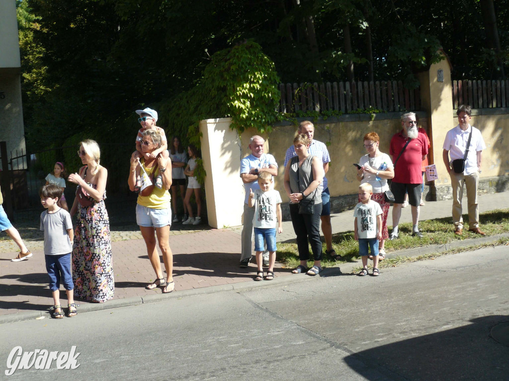 Publiczność na Pochodzie Gwarkowskim. Część I