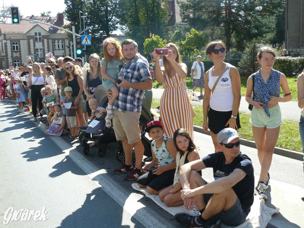 Publiczność na Pochodzie Gwarkowskim. Część I