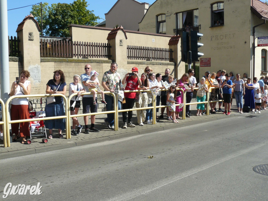 Publiczność na Pochodzie Gwarkowskim. Część I