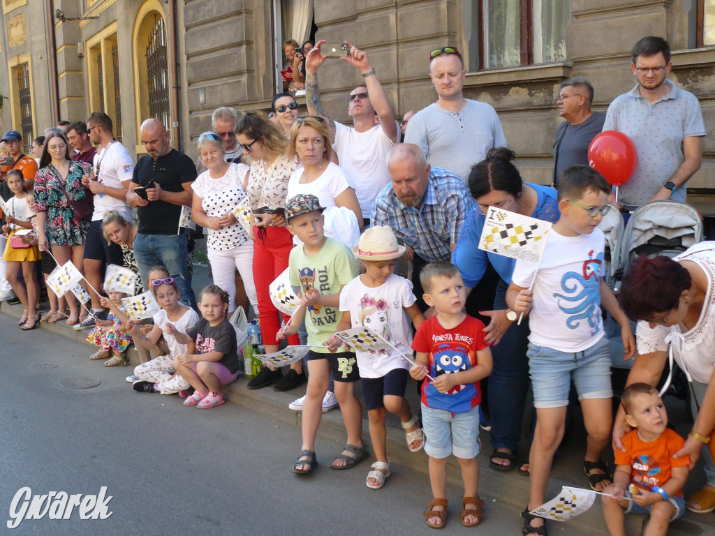 Publiczność na Pochodzie Gwarkowskim. Część I