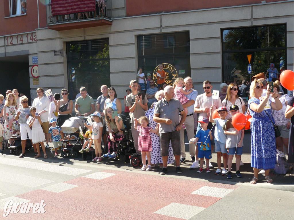 Publiczność na Pochodzie Gwarkowskim. Część I