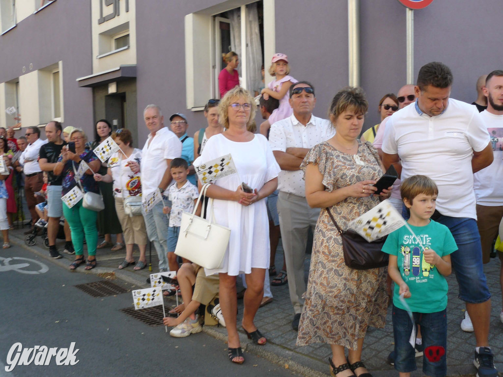 Publiczność na Pochodzie Gwarkowskim. Część I