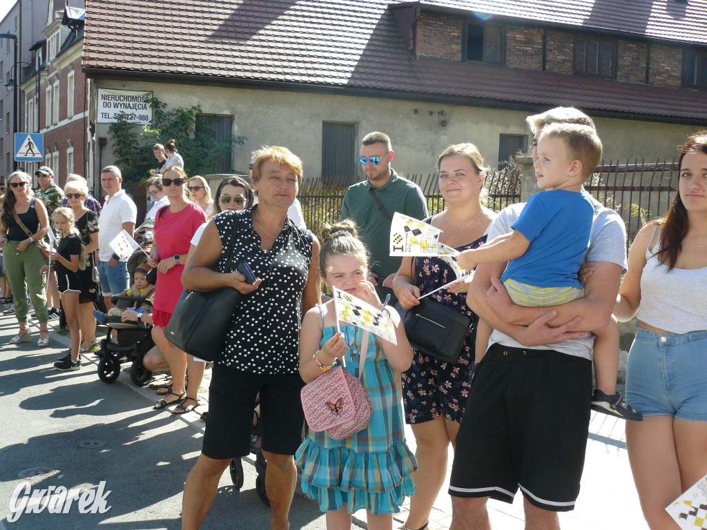 Publiczność na Pochodzie Gwarkowskim. Część I