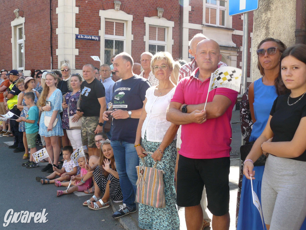 Publiczność na Pochodzie Gwarkowskim. Część I