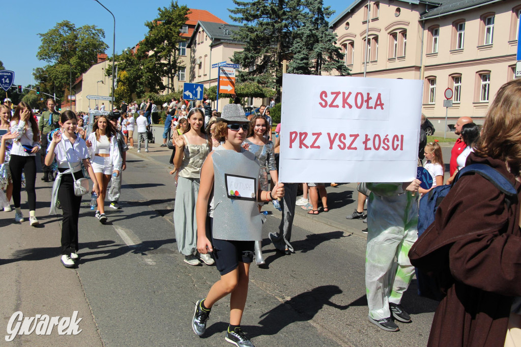 Tarnowskie Góry. Gwarki 2023 i pochód. W roli głównej szkoły [FOTO]