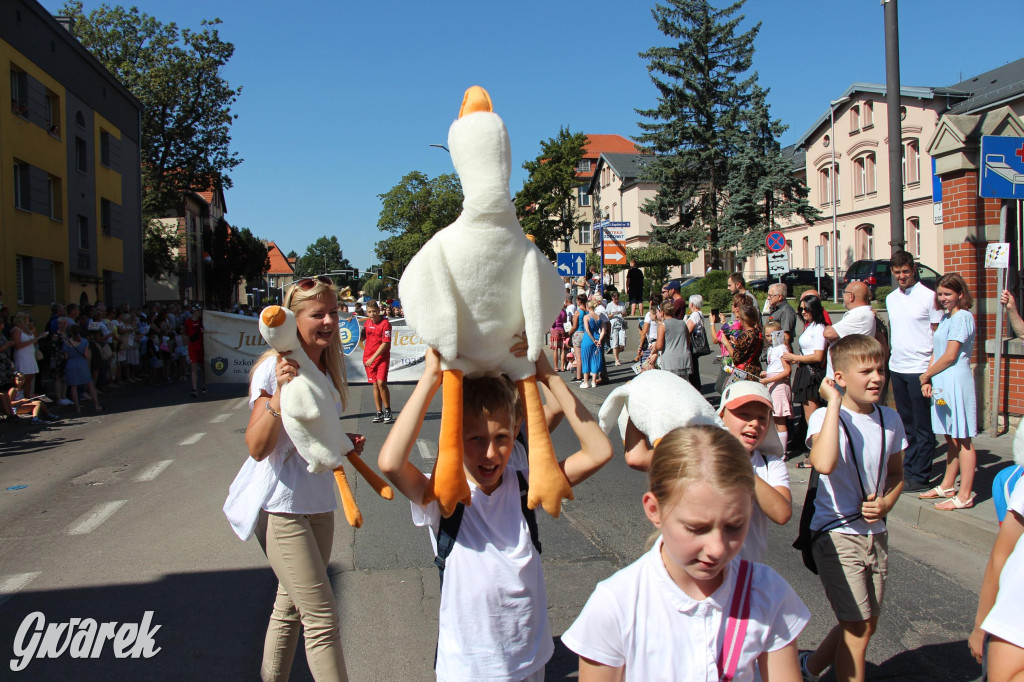 Tarnowskie Góry. Gwarki 2023 i pochód. W roli głównej szkoły [FOTO]