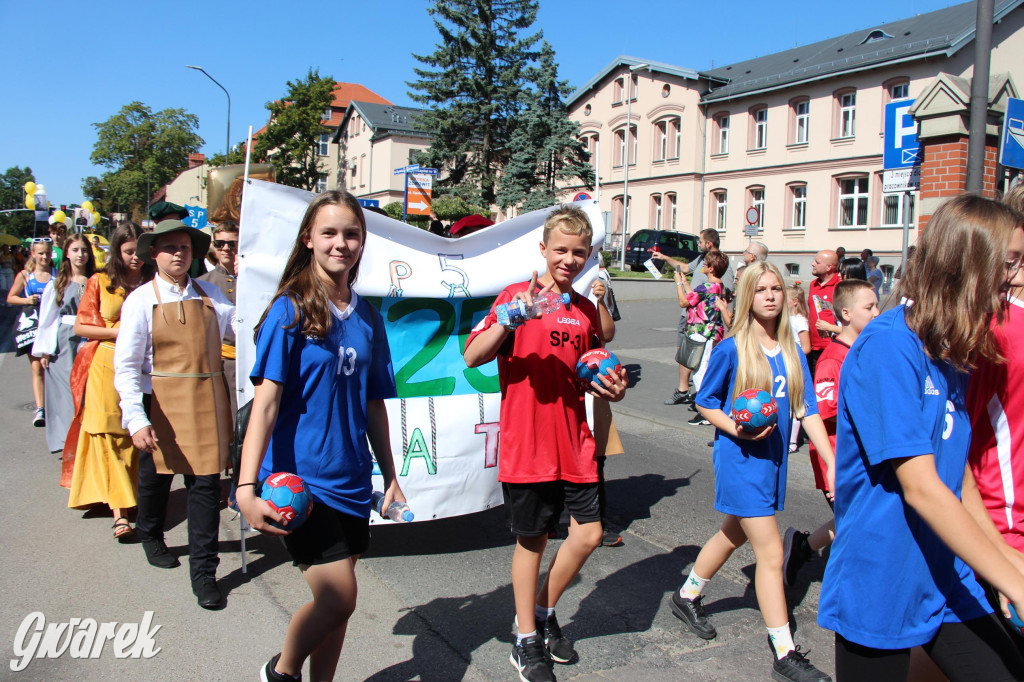 Tarnowskie Góry. Gwarki 2023 i pochód. W roli głównej szkoły [FOTO]