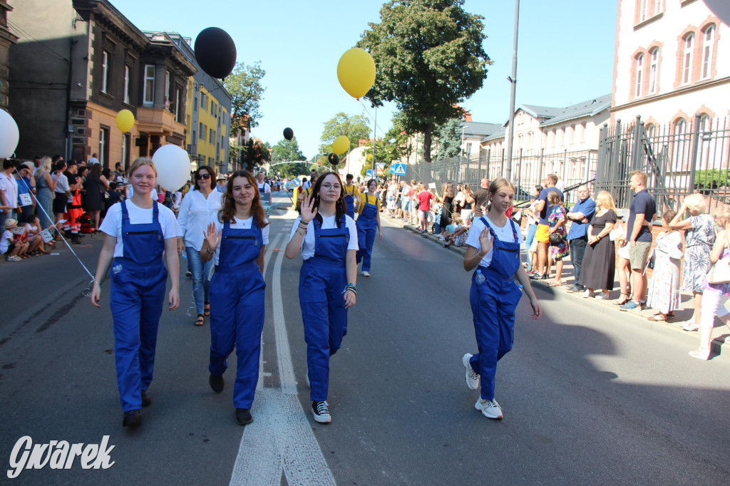 Tarnowskie Góry. Gwarki 2023 i pochód. W roli głównej szkoły [FOTO]