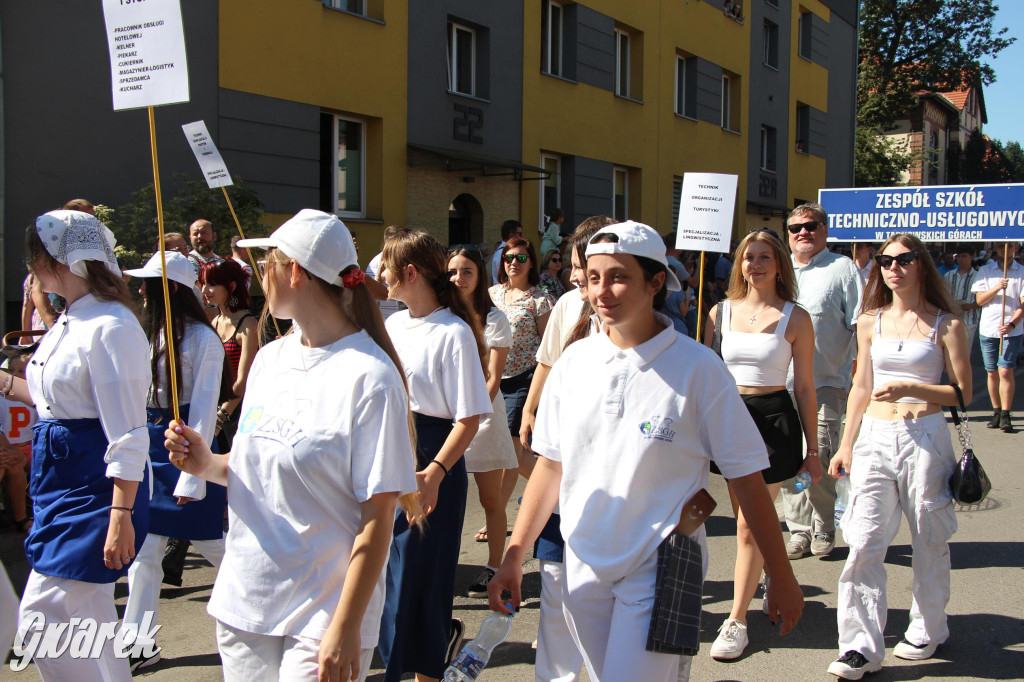 Tarnowskie Góry. Gwarki 2023 i pochód. W roli głównej szkoły [FOTO]