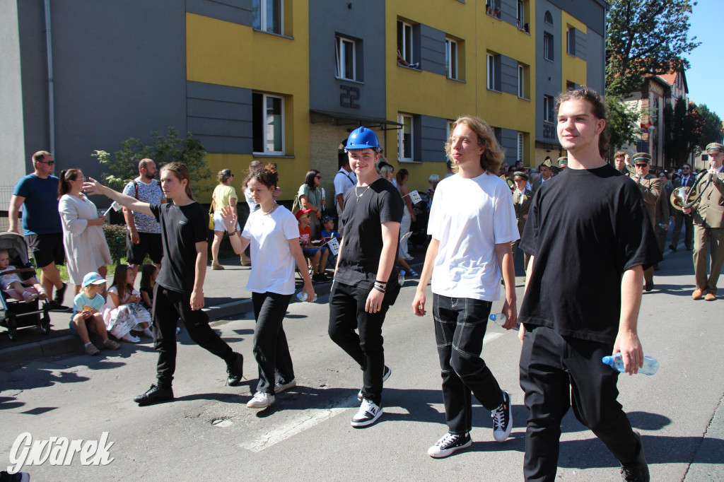 Tarnowskie Góry. Gwarki 2023 i pochód. W roli głównej szkoły [FOTO]