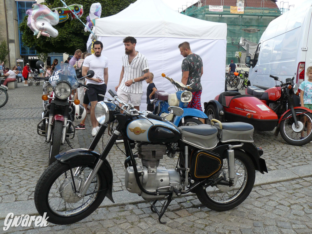 Tarnogórski Zlot Pojazdów Zabytkowych. Byliście?