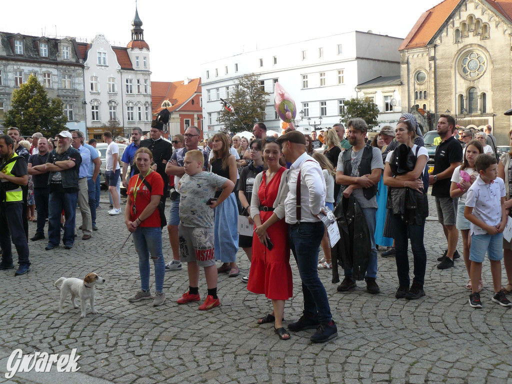 Tarnogórski Zlot Pojazdów Zabytkowych. Byliście?