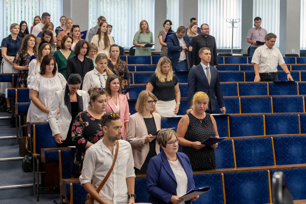 68 nauczycieli dostało awanse [FOTO]