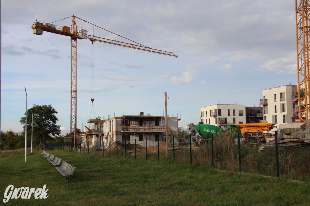 Tarnowskie Góry. Budują bloki przy ul. Andersa