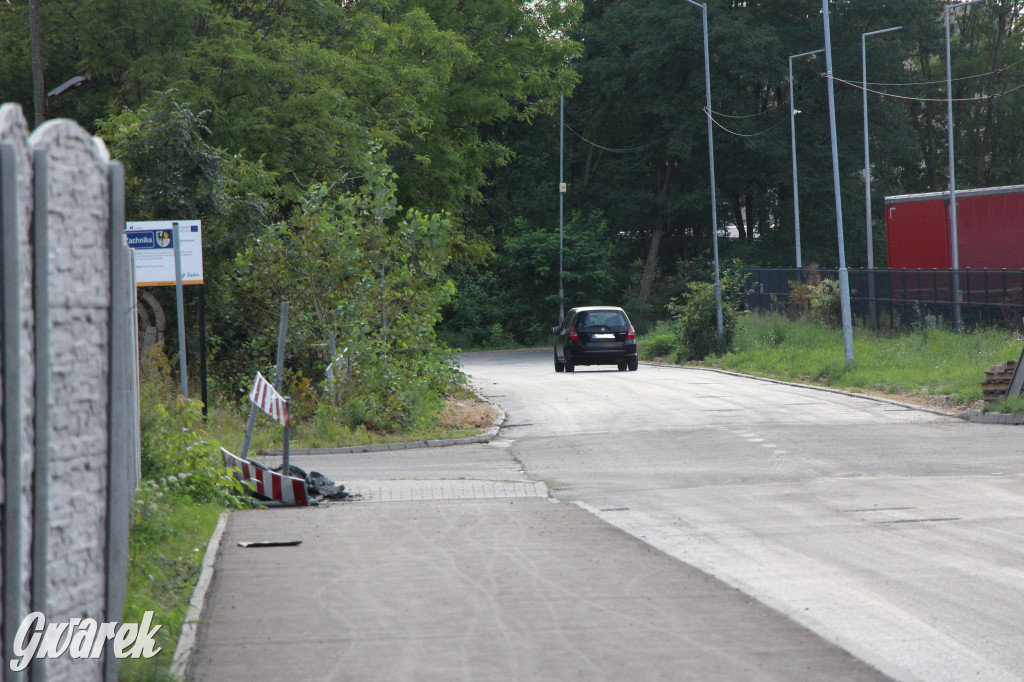 Tarnowskie Góry. Ulica Polna niemal gotowa [FOTO]