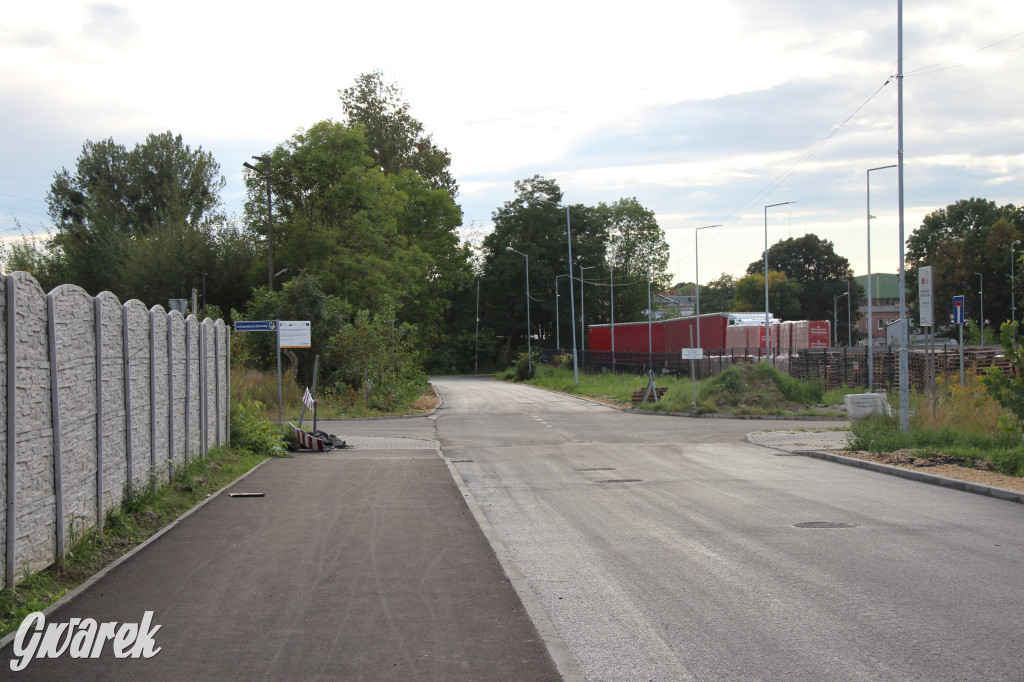 Tarnowskie Góry. Ulica Polna niemal gotowa [FOTO]