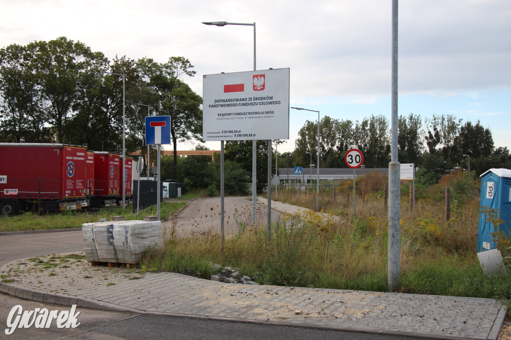 Tarnowskie Góry. Ulica Polna niemal gotowa [FOTO]