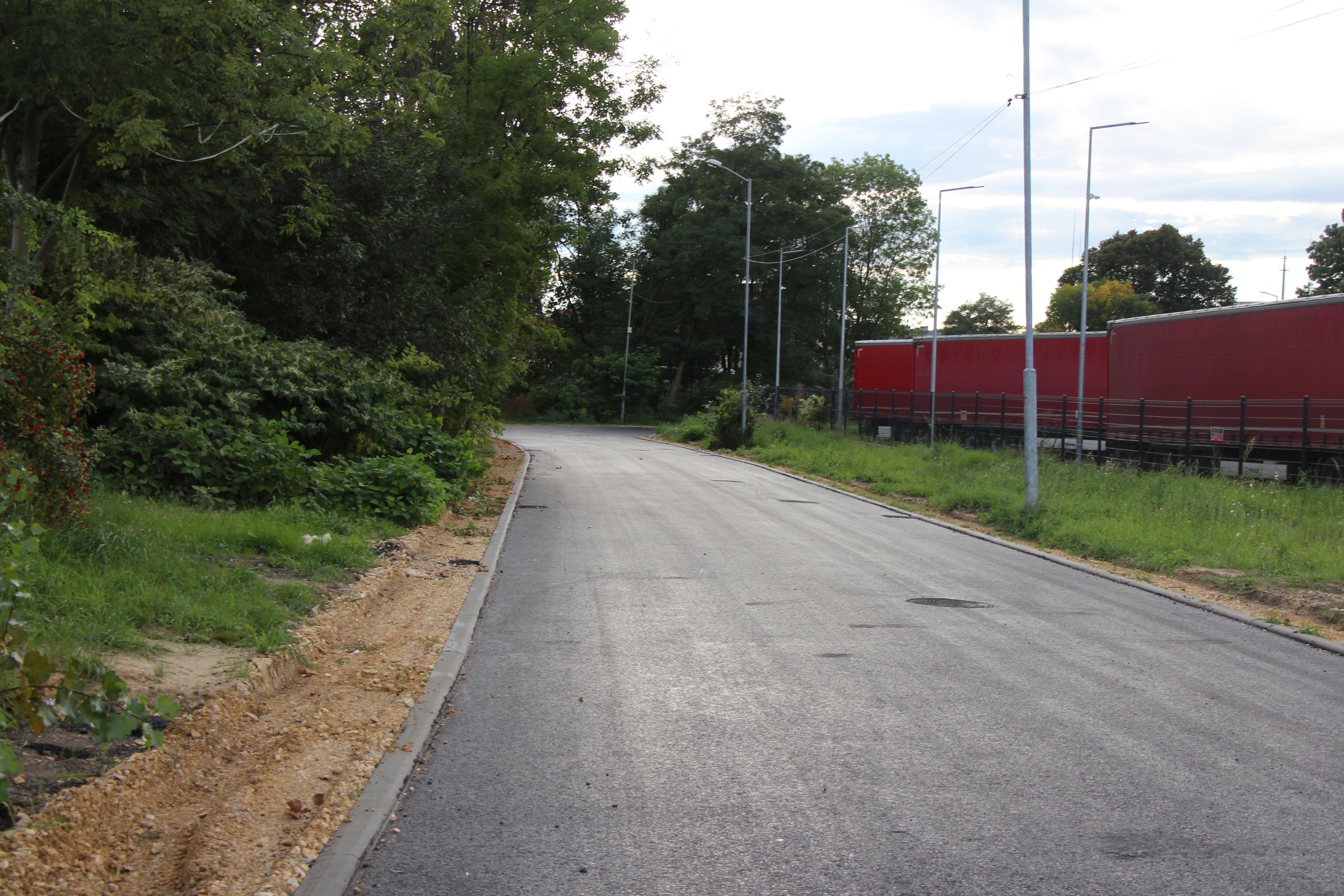 Tarnowskie Góry. Ulica Polna niemal gotowa [FOTO]