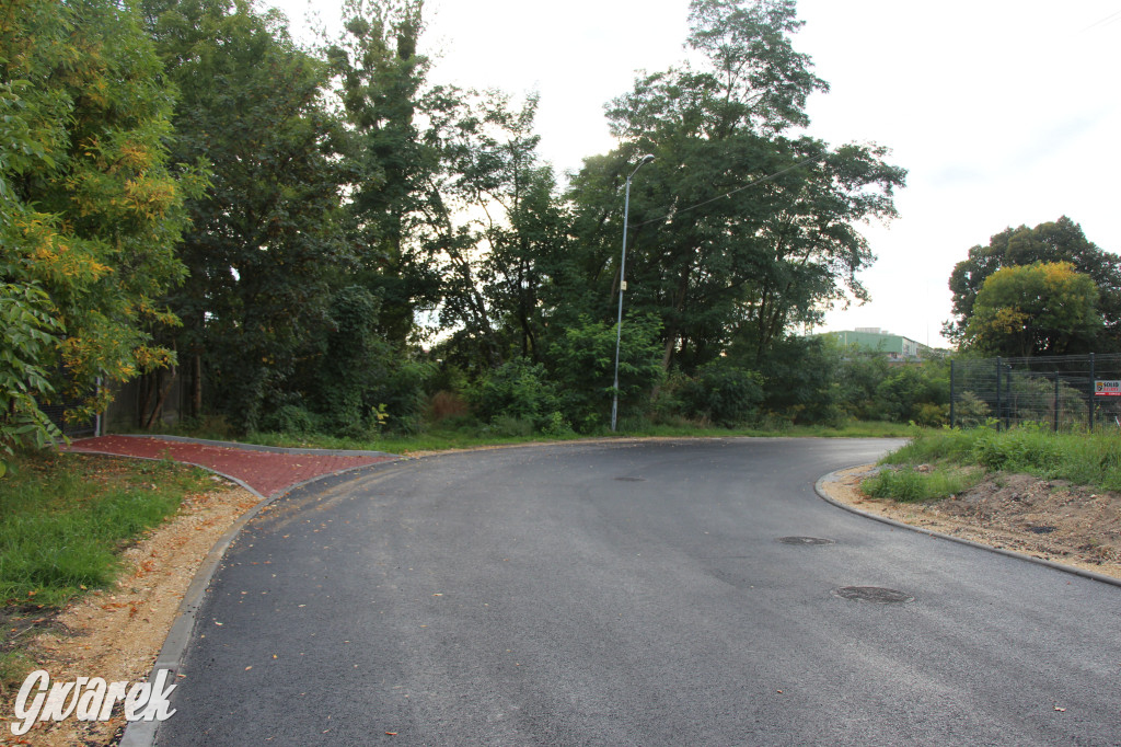 Tarnowskie Góry. Ulica Polna niemal gotowa [FOTO]