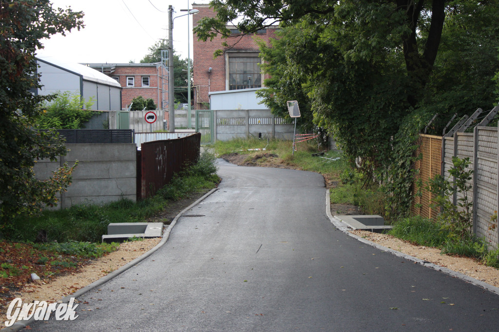 Tarnowskie Góry. Ulica Polna niemal gotowa [FOTO]