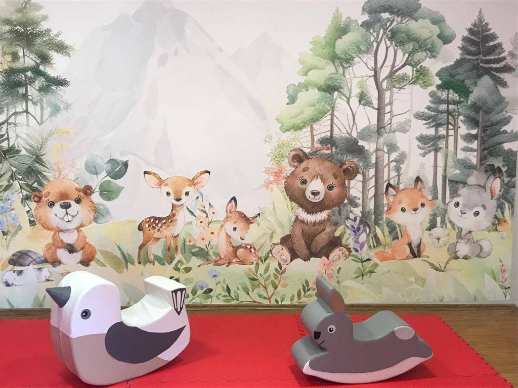 Sala do ćwiczeń dla dzieci w mieszkaniach po zakonnicach