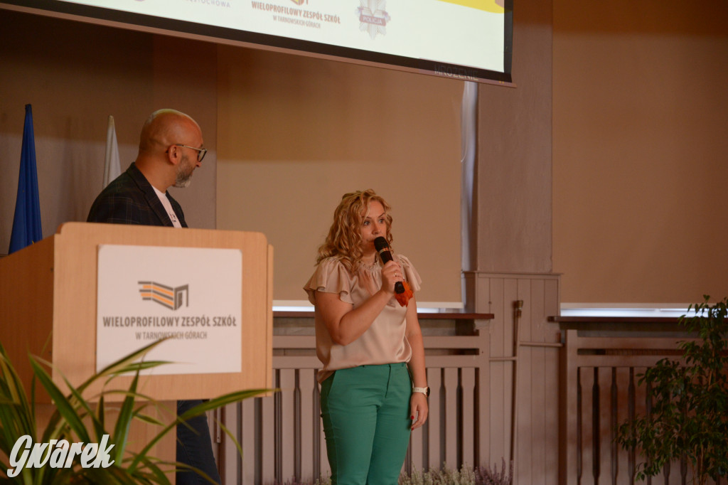 Tarnowskie Góry. Młodzież uczy się jak uniknąć wypadku