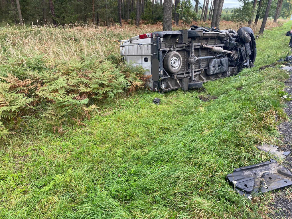 Wypadek na DW 908. Czterech rannych