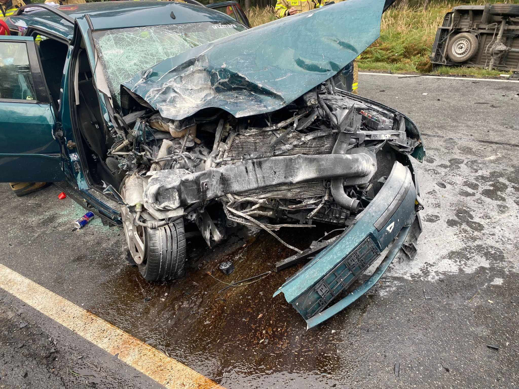 Wypadek na DW 908. Czterech rannych