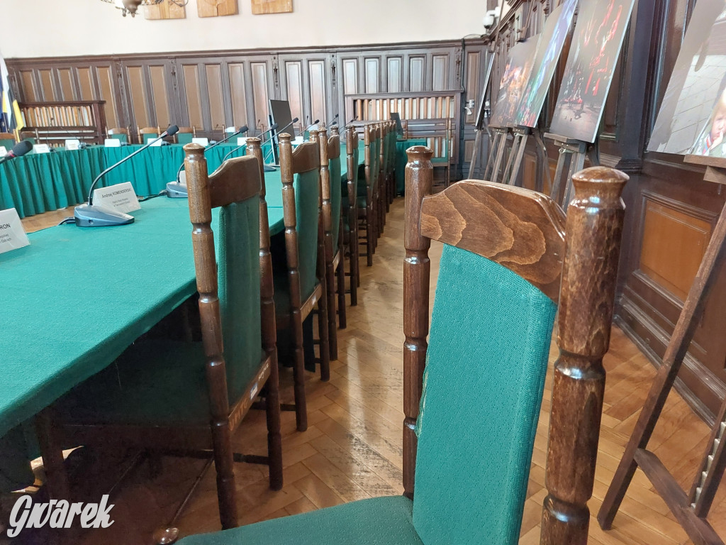 Tarnowskie Góry. Sala sesyjna do remontu