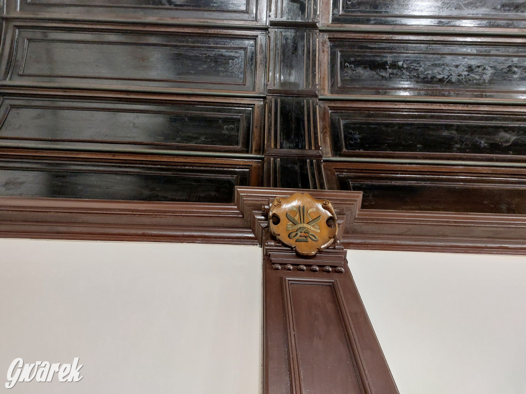 Tarnowskie Góry. Sala sesyjna do remontu