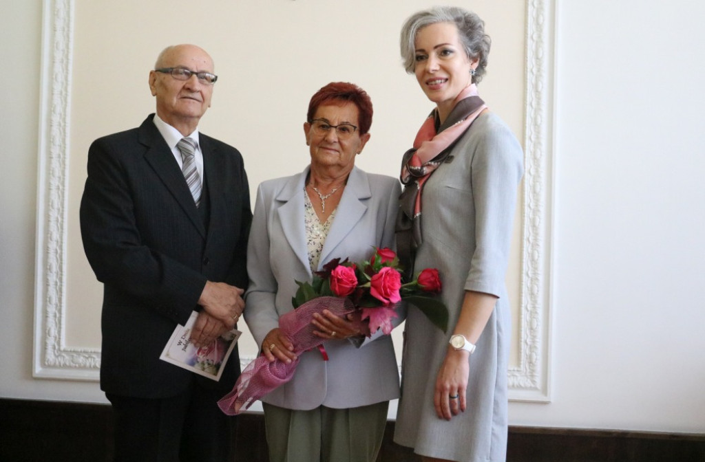 65, 60 i 50 lat razem. Jubileusze małżeńskie w USC [FOTO]