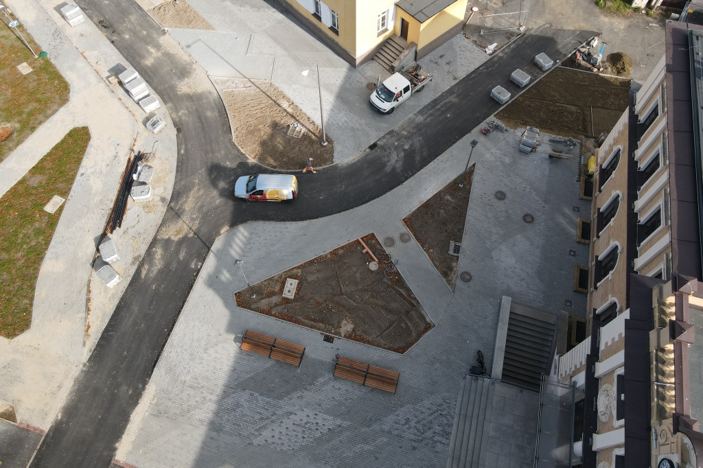 Tarnowskie Góry. Centrum przesiadkowe w budowie