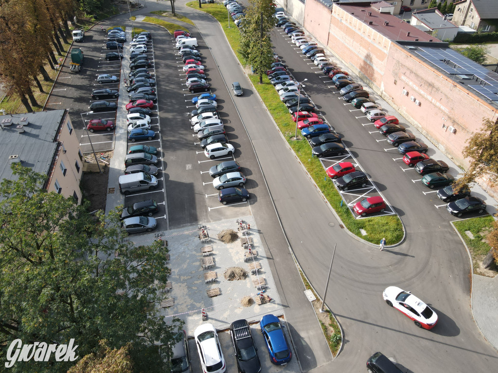 Tarnowskie Góry. Centrum przesiadkowe w budowie