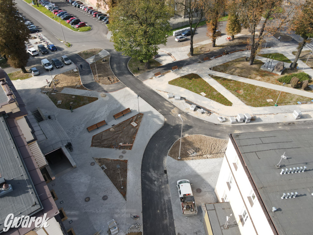 Tarnowskie Góry. Centrum przesiadkowe w budowie